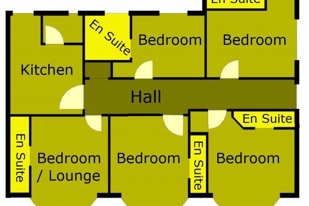 5 Min Walk To Clifftop, 5 En-suites, Free Parking Holiday home *