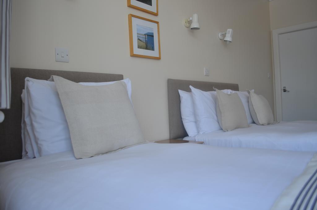 The Riviera & - Alum Chine Hotel 3*