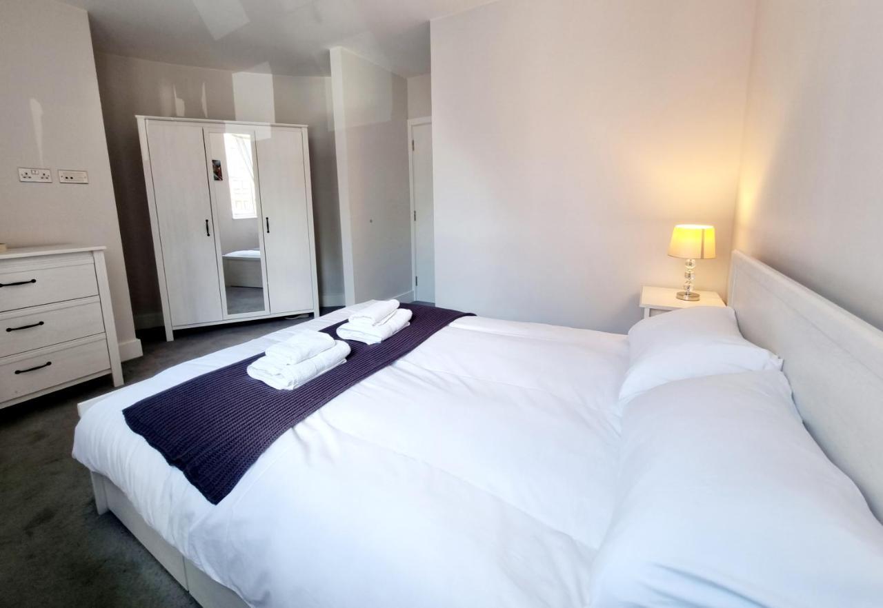 Modern Maisonette 2 Bedrooms Newly Renovated