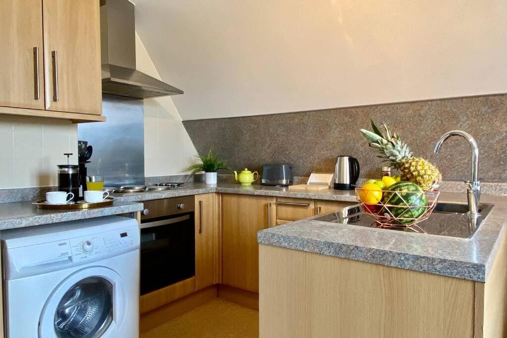 Beachside Bliss: Stylish Near *