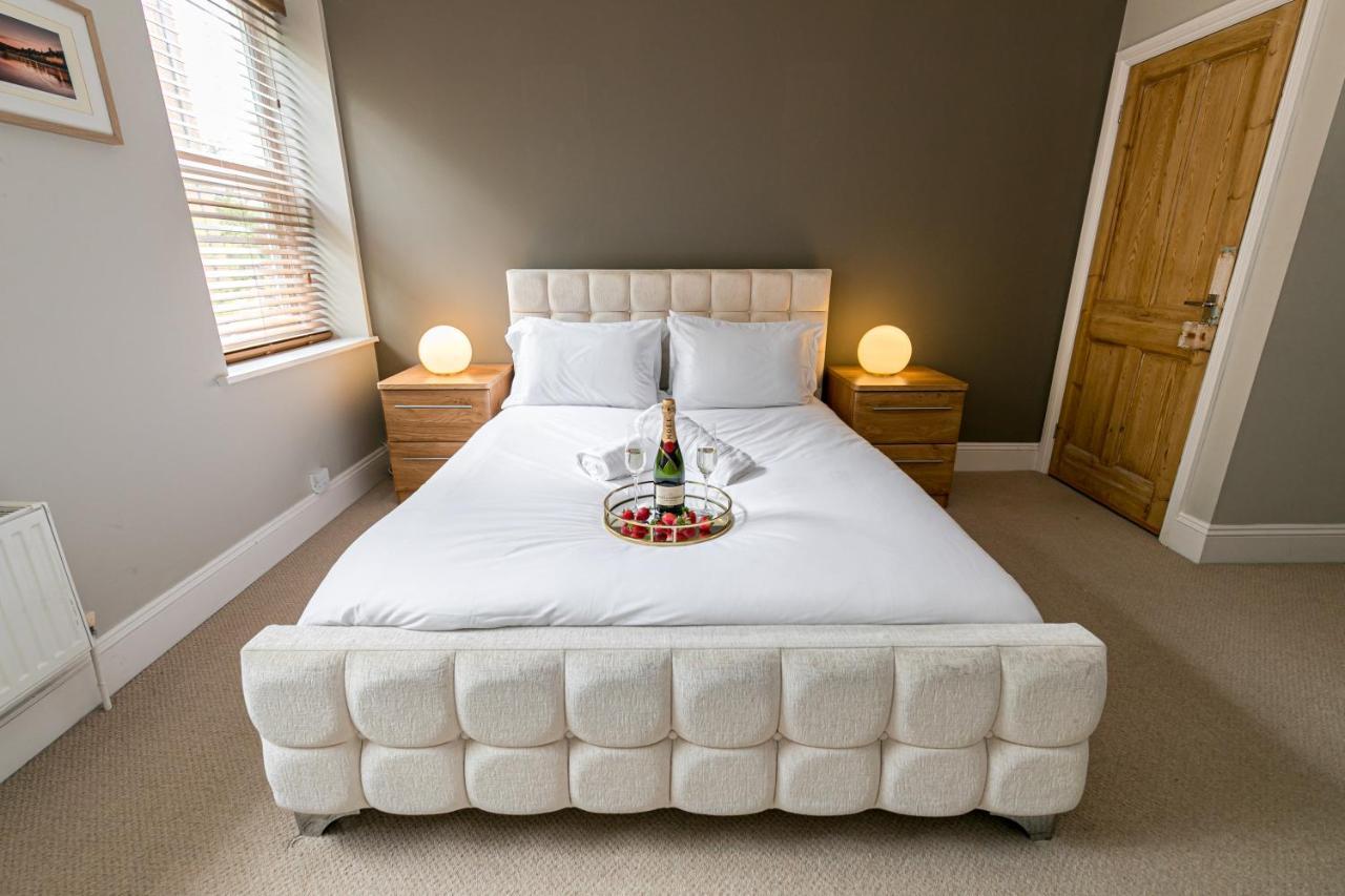 Cosy Urban Oasis - Quirky 2-bed Town Centre *