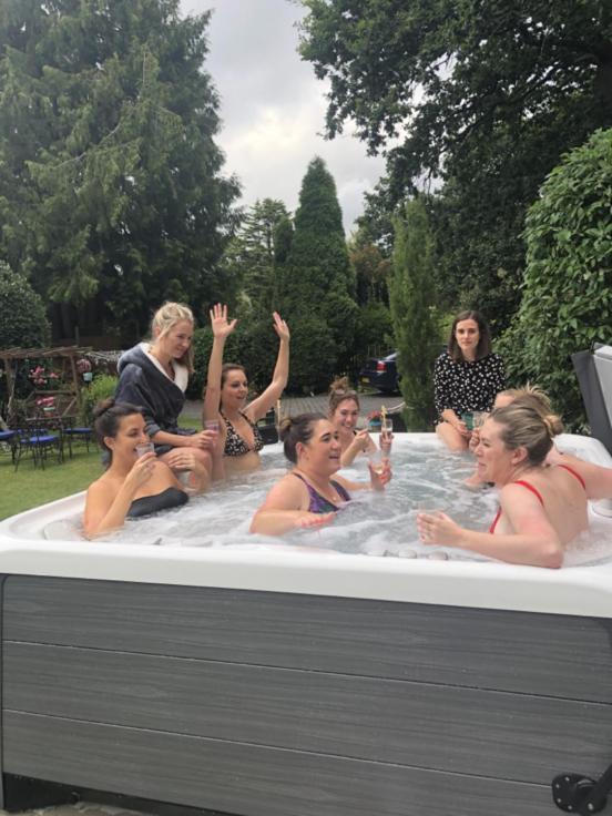 Homestay Prime With Luxury Spa Option Bournemouth