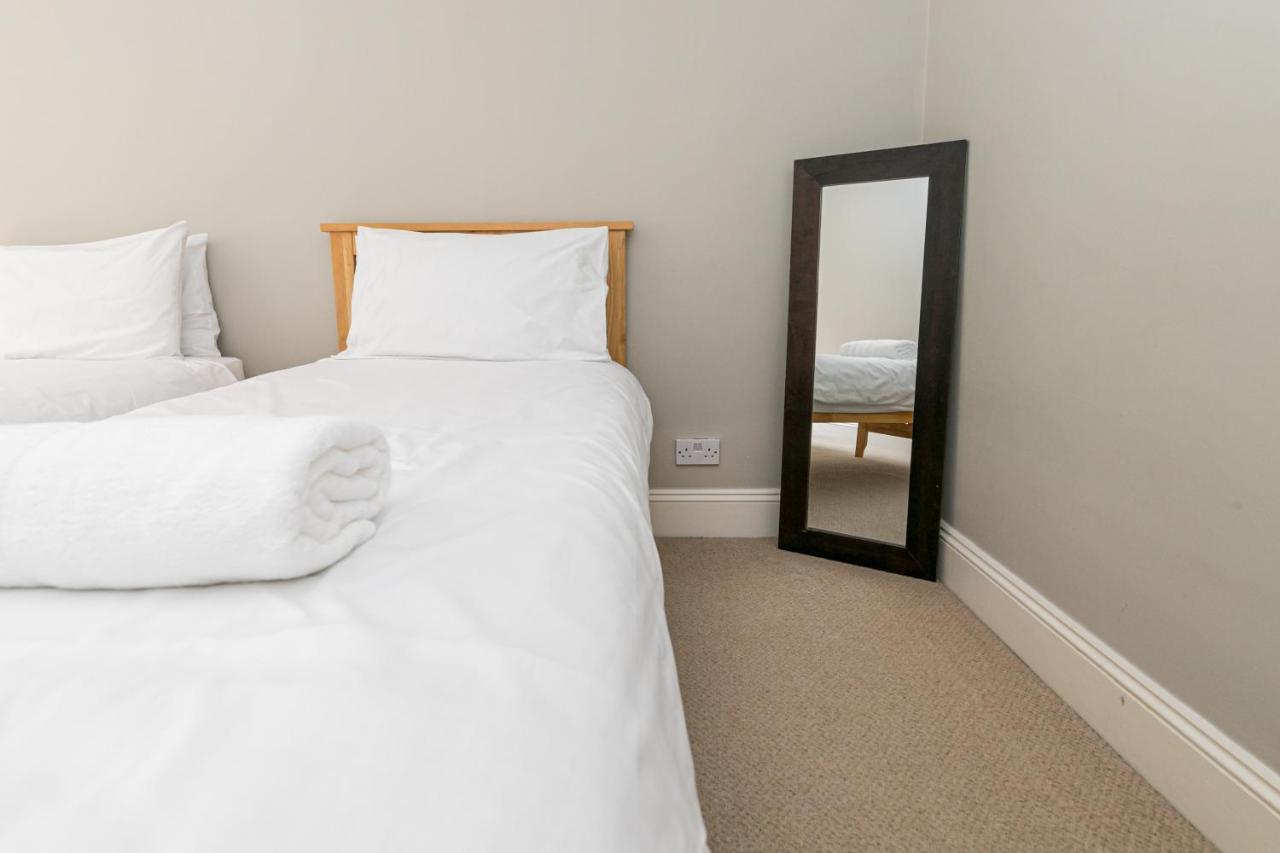 Cosy Urban Oasis - Quirky 2-bed Town Centre Apartment Bournemouth