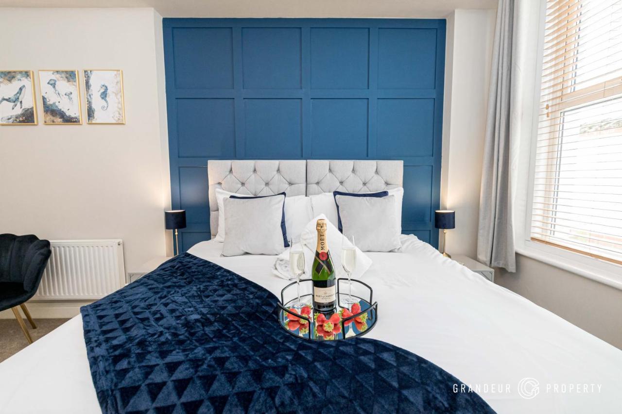 Ocean Spray By Grandeur Apartment *
