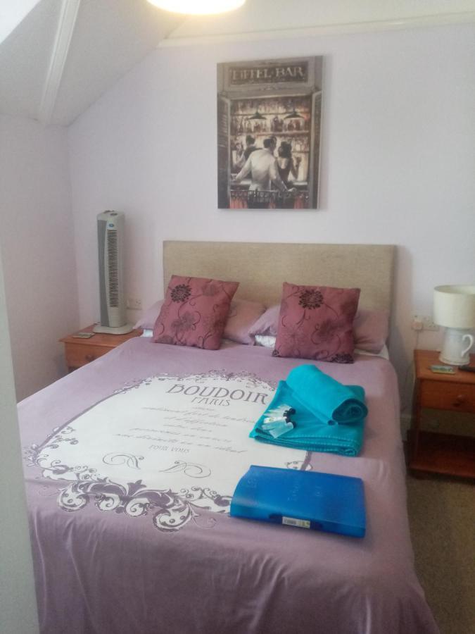 Lea Hurst Bed & Breakfast Bournemouth