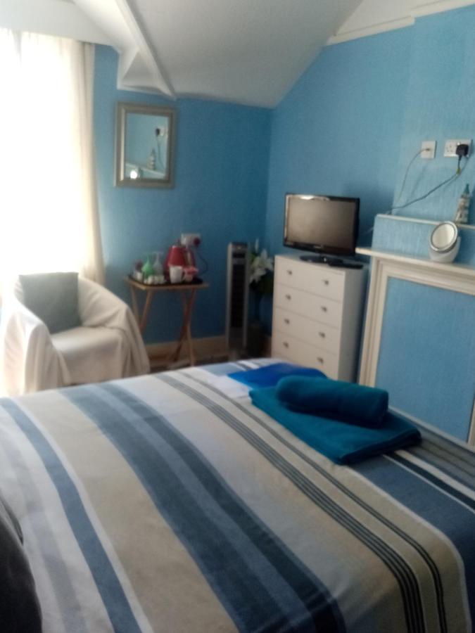 Lea Hurst Bournemouth