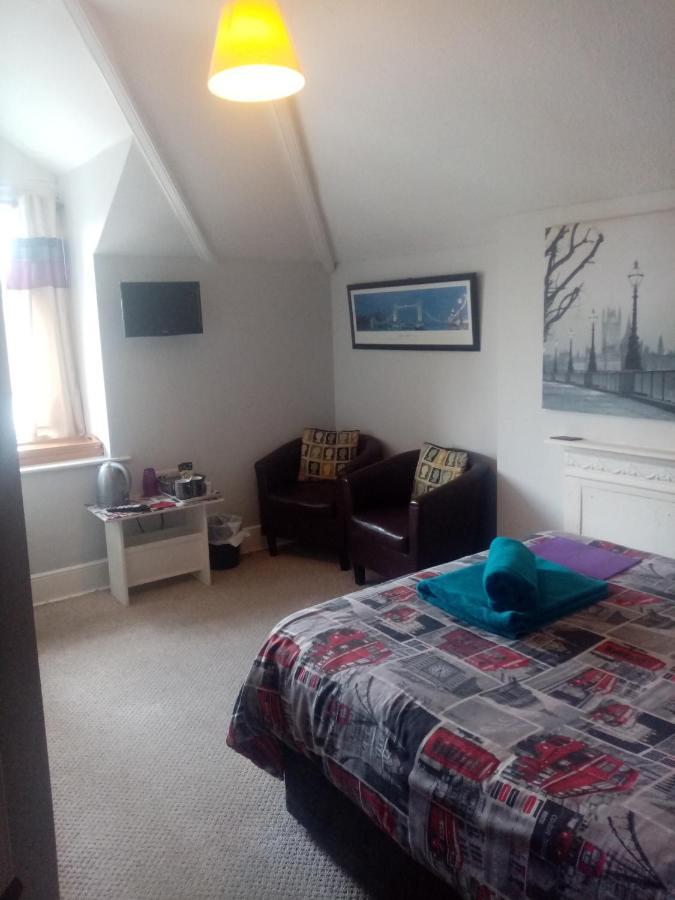 Lea Hurst Bournemouth