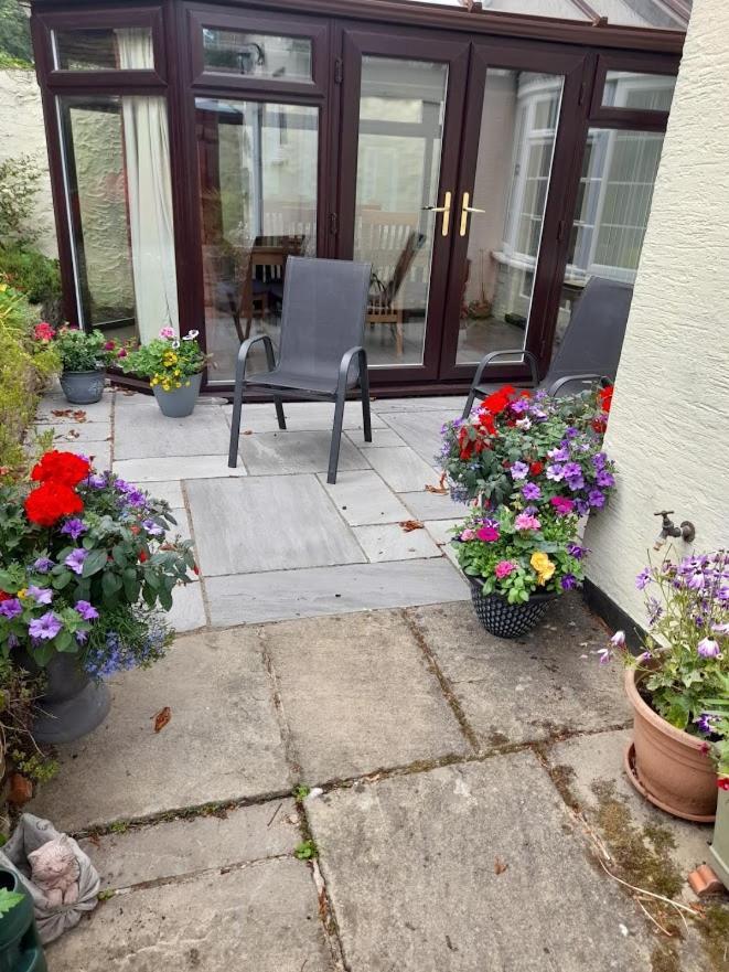 Coach House Bed & Breakfast 2*