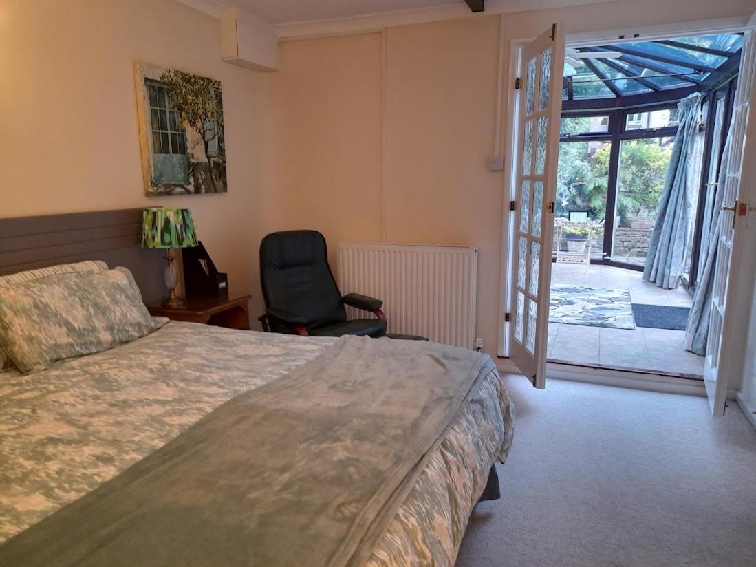 Coach House 2*