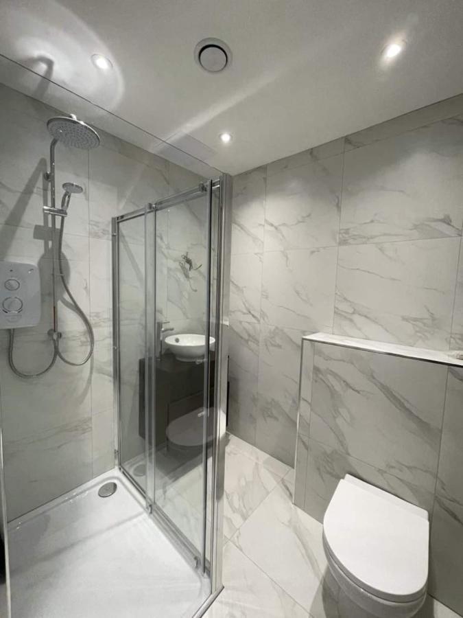 Apartment Beautifully Furnished 1 Bed Town Centre