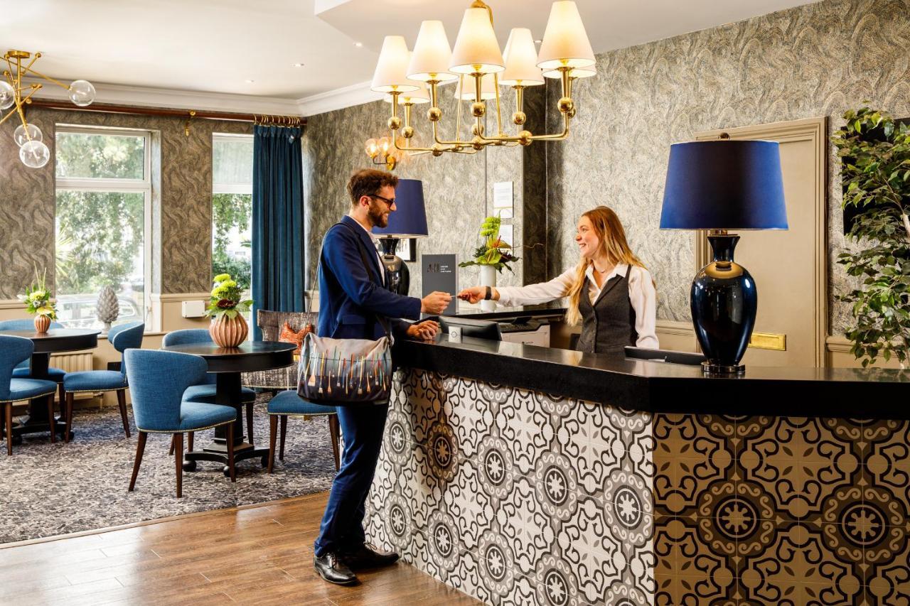 Hotel The Queens & 4*