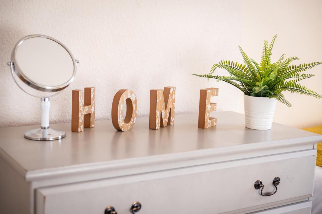 3-bedroom House L Fast Wi-fi L Garden L Newly Decorated L Close To Shops And Restaurants * Bournemouth