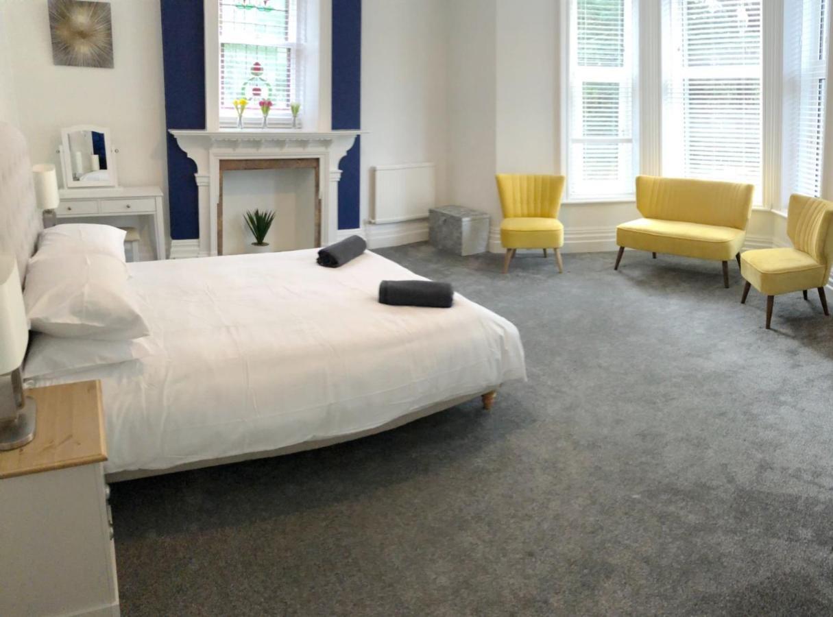 April Summer Breeze -3bed-sleeps 6-parking-walk To The Beach-spacious-families-groups-professionals-contractors Welcome