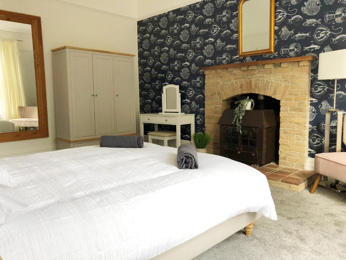 April Summer Breeze -3bed-sleeps 6-parking-walk To The Beach-spacious-families-groups-professionals-contractors Welcome Bournemouth