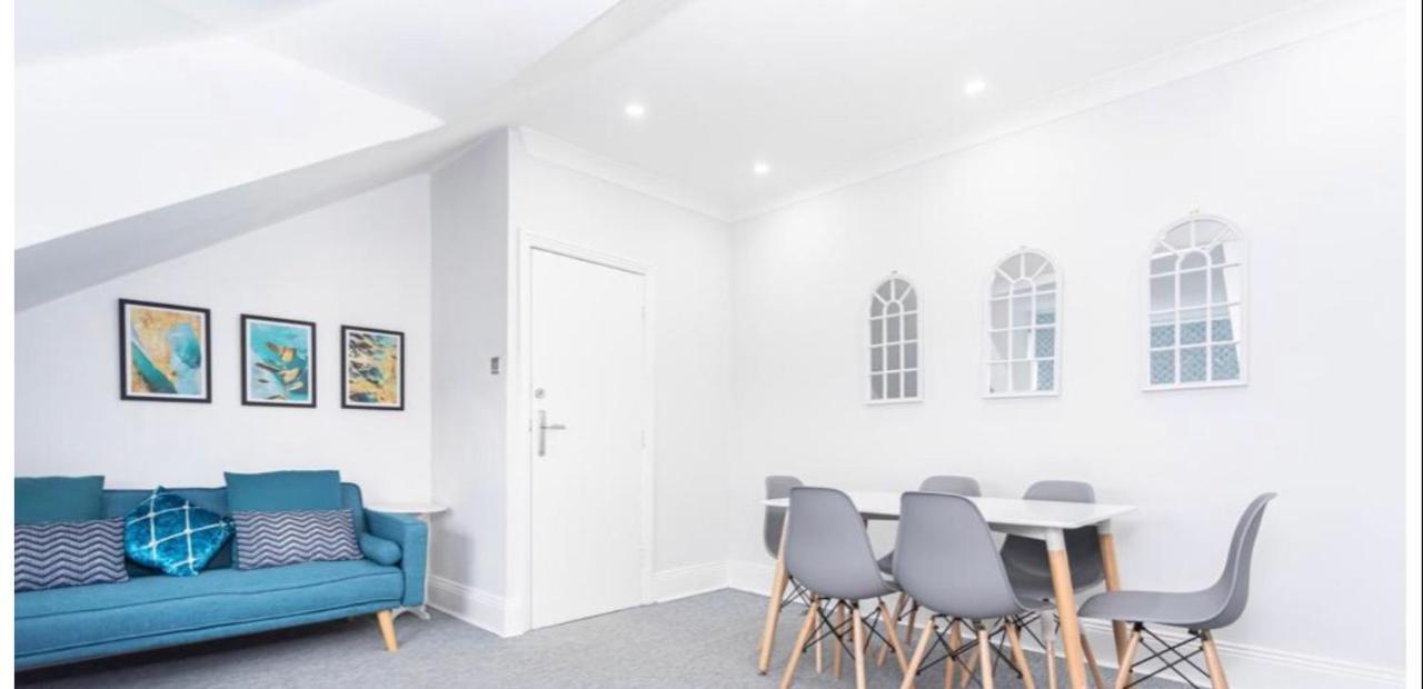 Apartment Fantastic With Views & Parking *