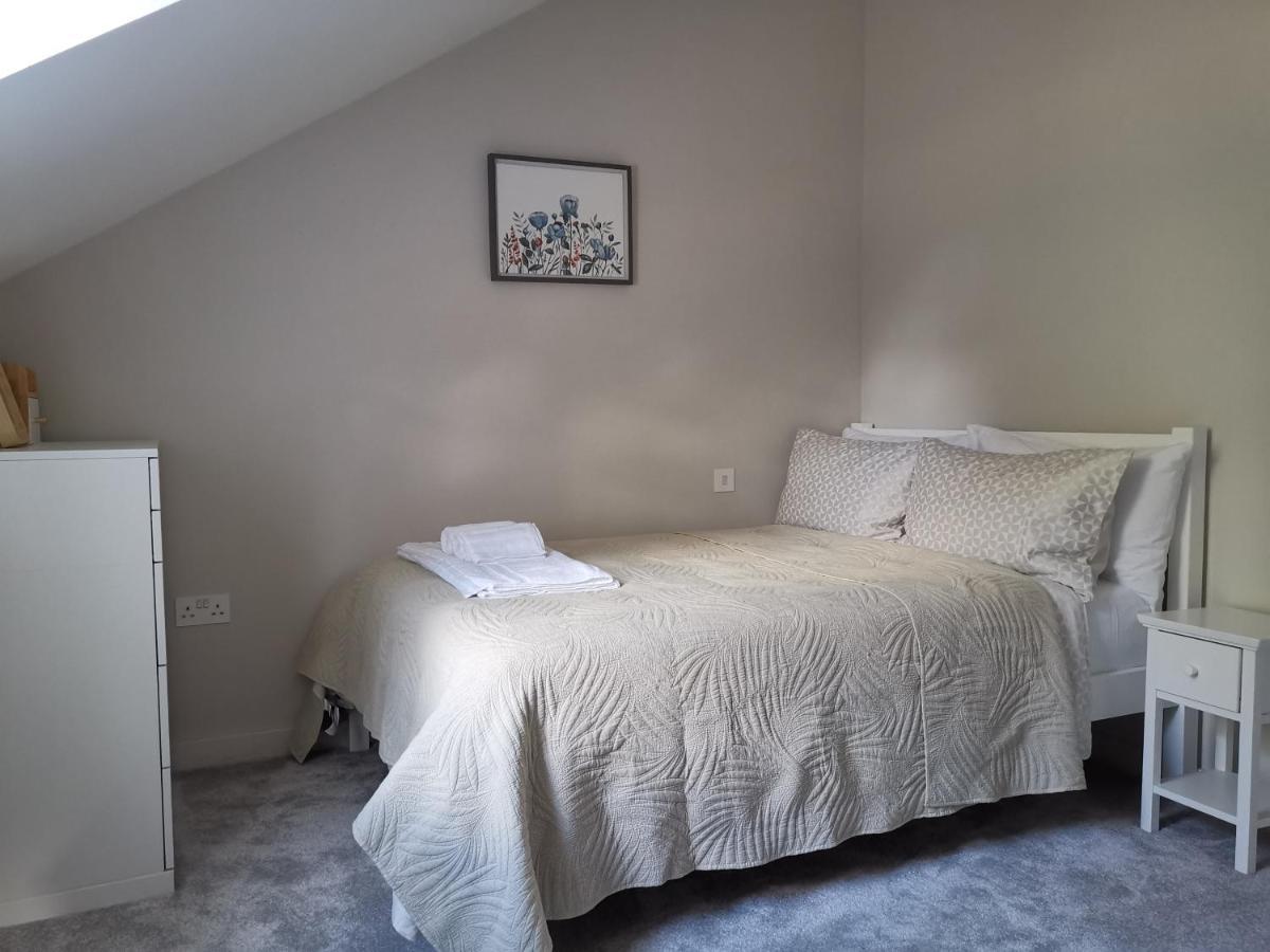 Holiday home 6mins From Beach, Free Parking *