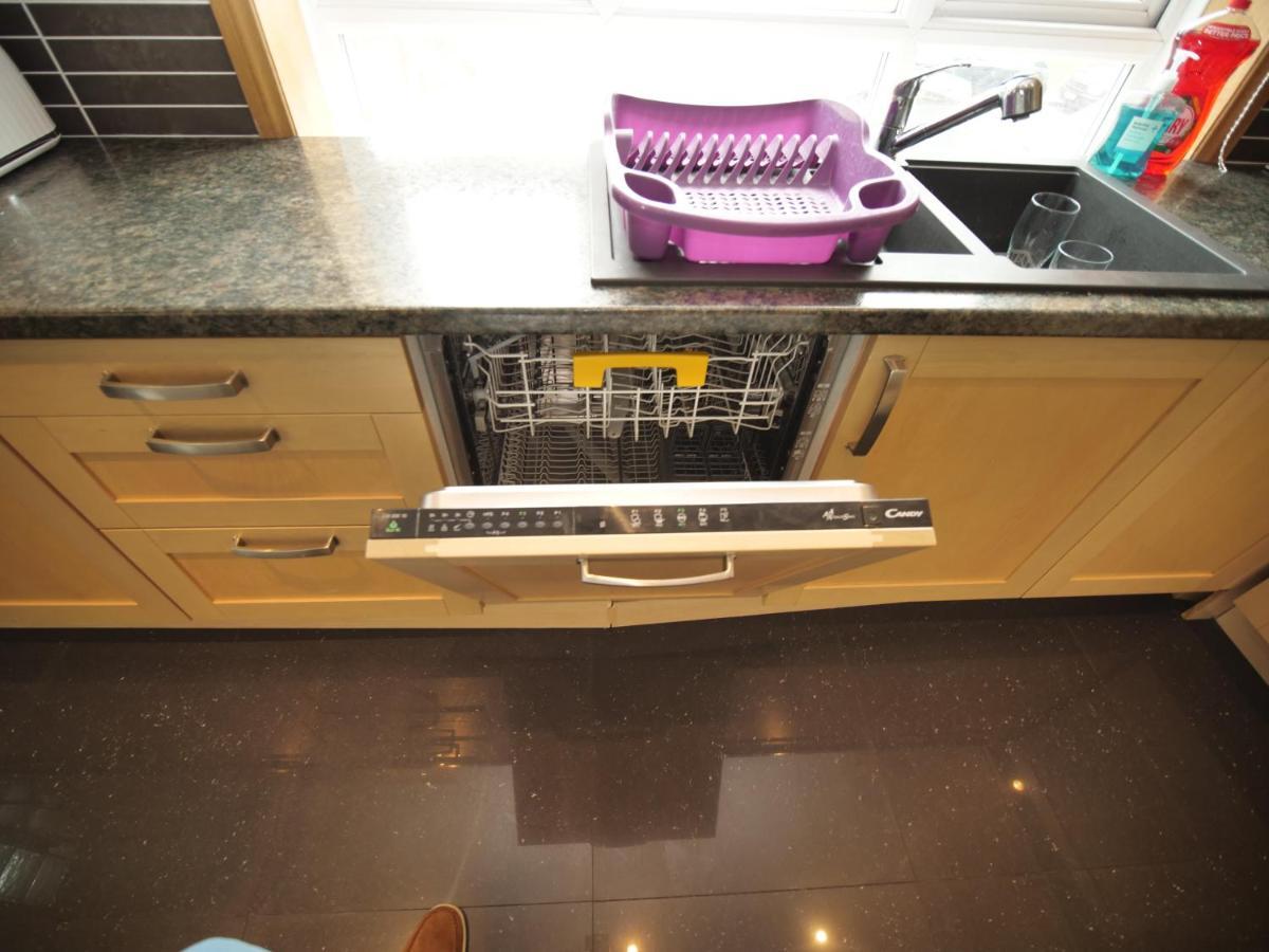 Apartment Town Centre Sleeps 9 Bournemouth