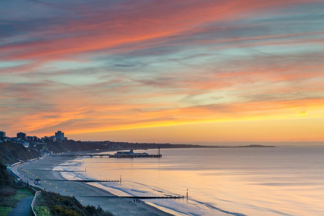 No 7 Woods View Bournemouth