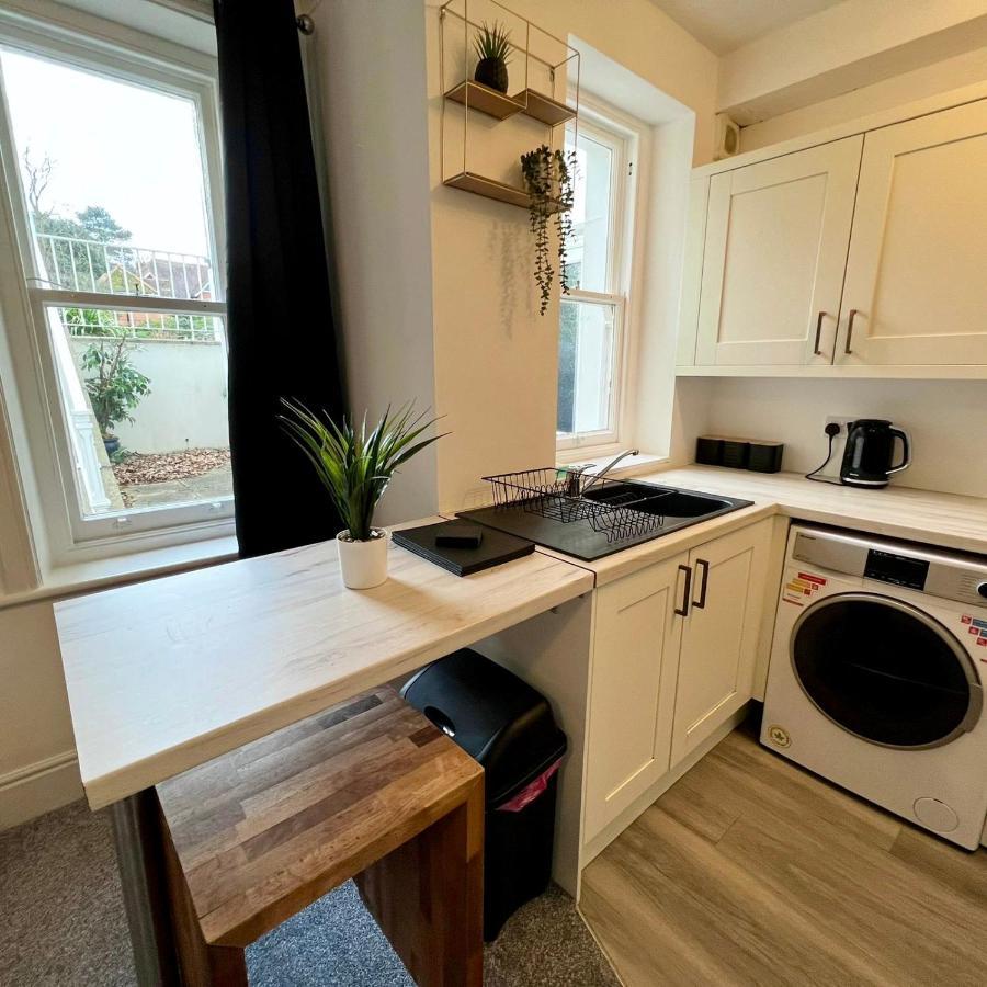 Apartment Arncott - Large Studio Flat With Outdoor Pool