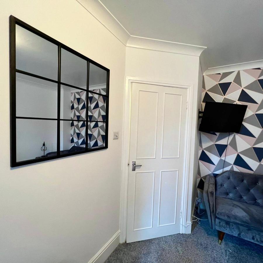 Apartment Arncott - Large Studio Flat With Outdoor Pool