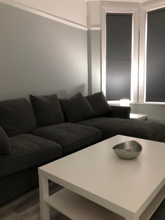 Entire Spacious 4 Bedroom In