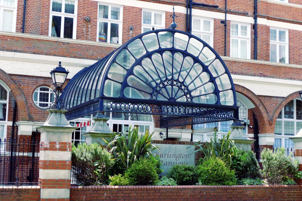 Reef Apartment Bournemouth