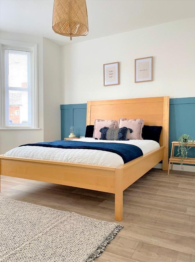 Apartment Central, Bright & Spacious - Parking Included Bournemouth