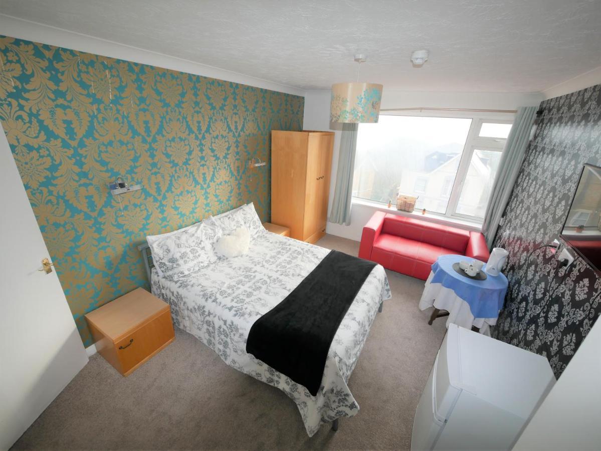 Hotel Bourne Hall
