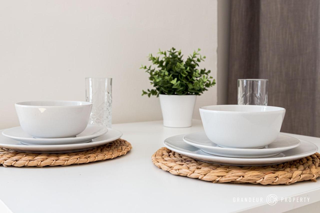 Quirky Newly Renovated With Parking - Cobalt Levels Bournemouth