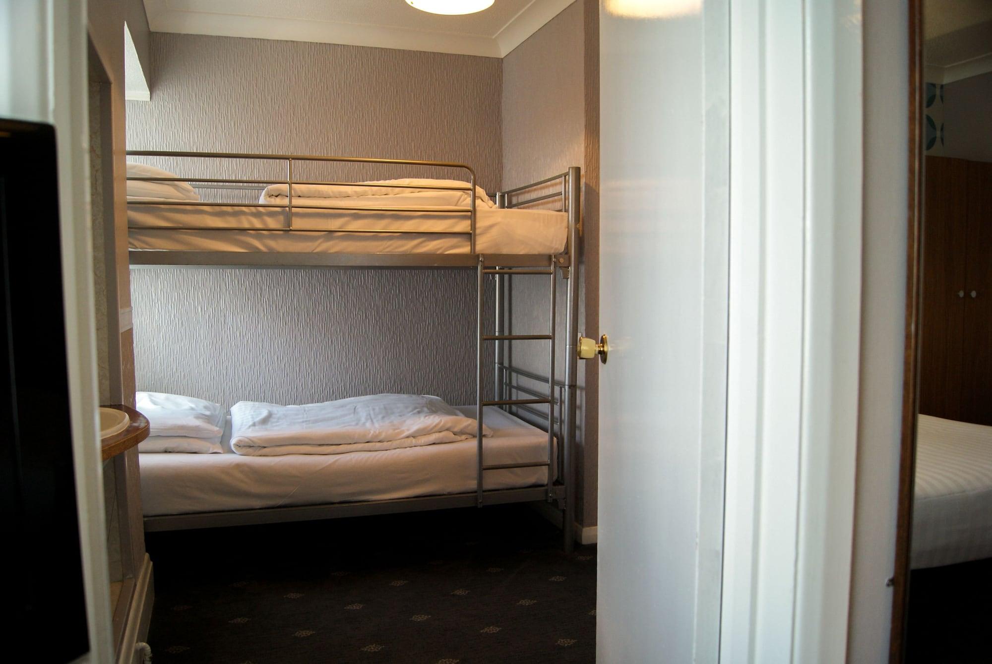Suncliff - Oceana Collection 3* Bournemouth