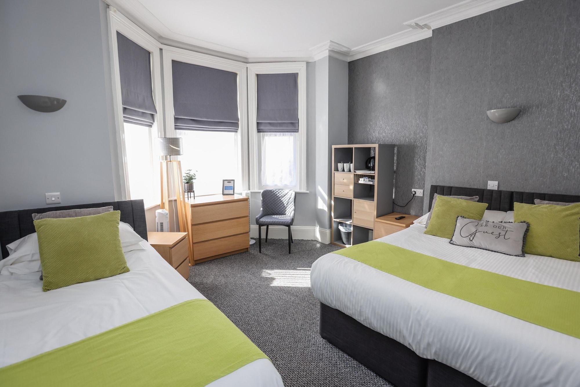 Chelsea Aparthotel 3*