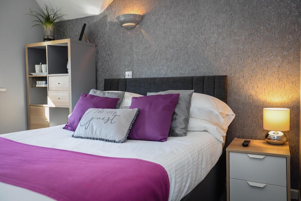 Chelsea Aparthotel 3*