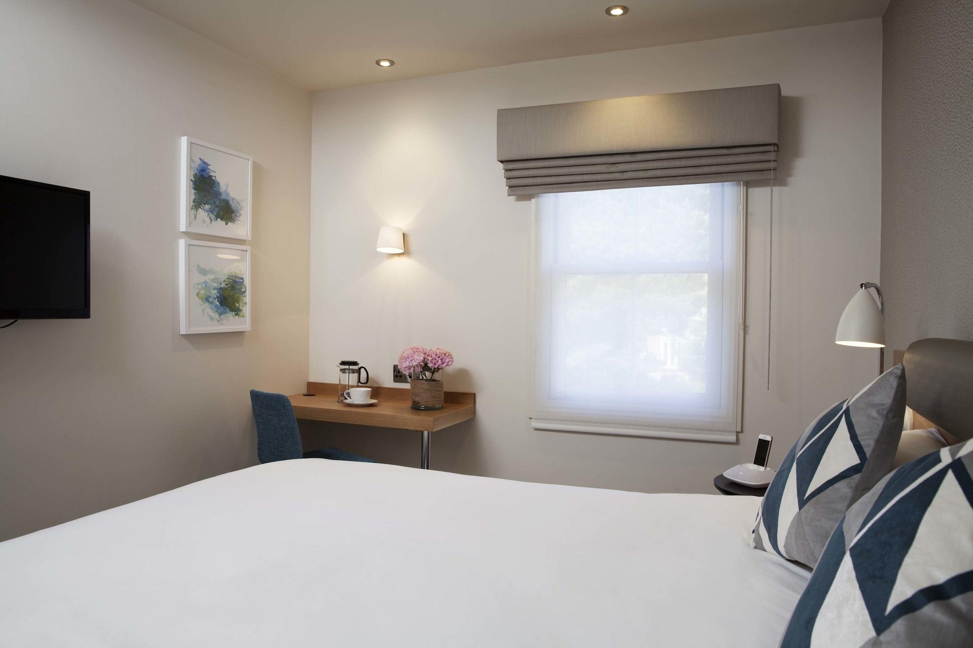 Hotel The Orchid 4*