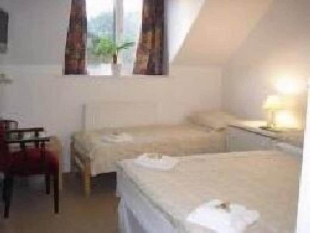Bed & Breakfast Ingledene