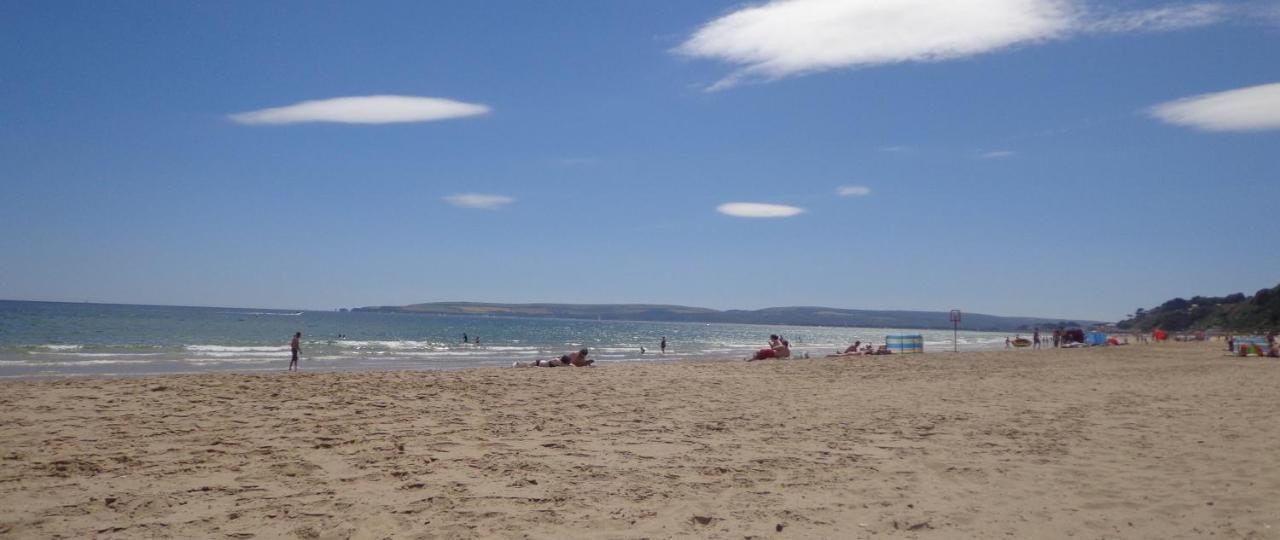 Great Location - Spacious 2 Bed With Off Road Parking. Bournemouth
