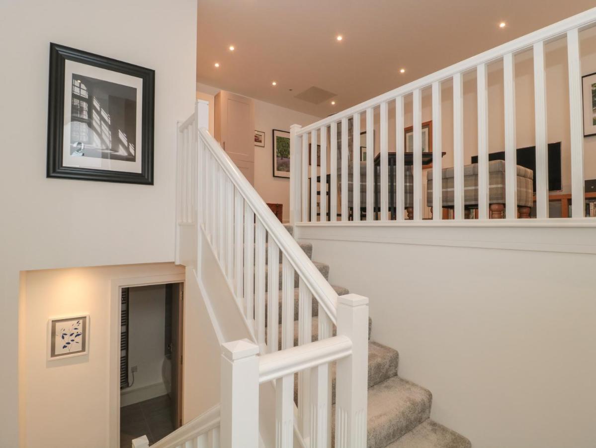 Apartment Flat 2 *