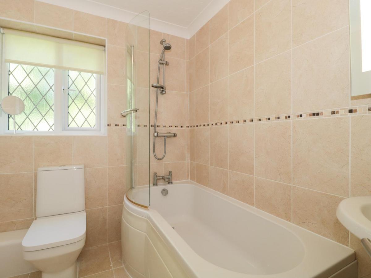 1 Charlotte Close * Bournemouth