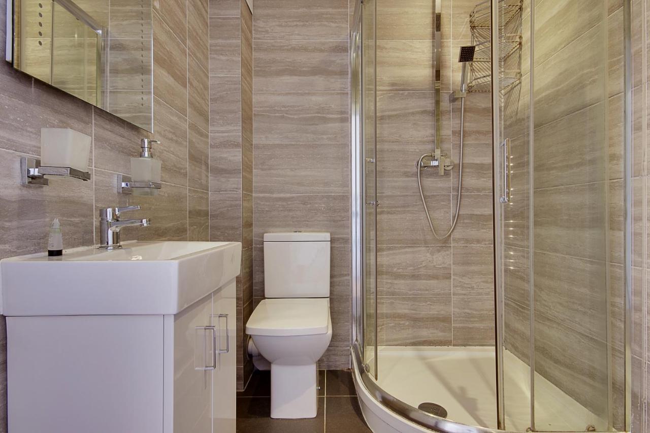 Apartment Turay Court *