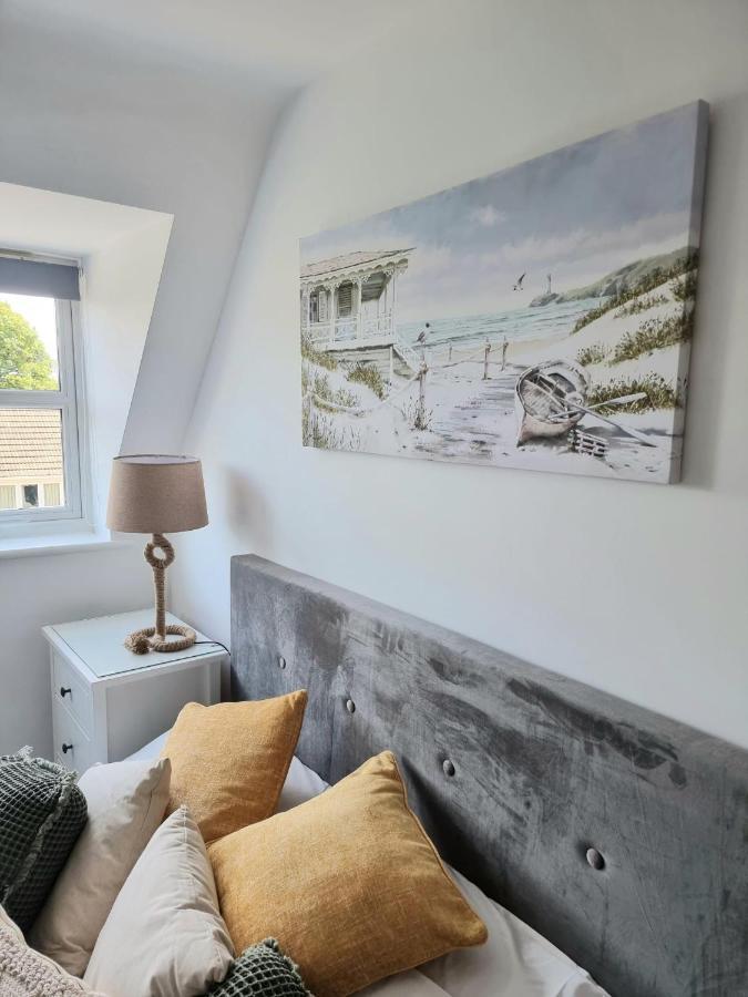Centrally Located Boscombe Apart With Parking Apartment