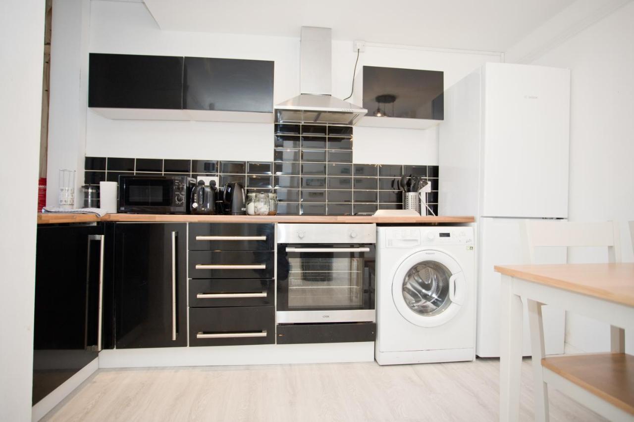 Richmond Views - Prime Town Centre Location - Close To The Beach! Bournemouth