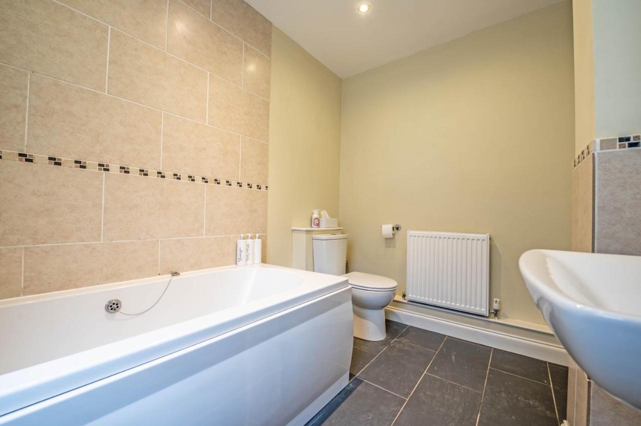 The Manor - Large Luxury In - Sleeps 12+ Bournemouth