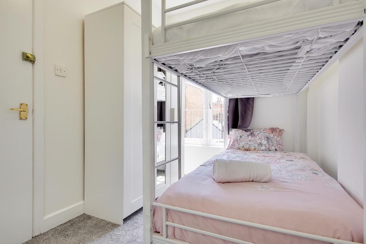 Daimler Apartment