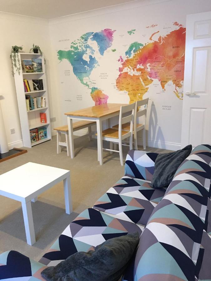 Quirky 1 Bedroom In Boscombe Apartment