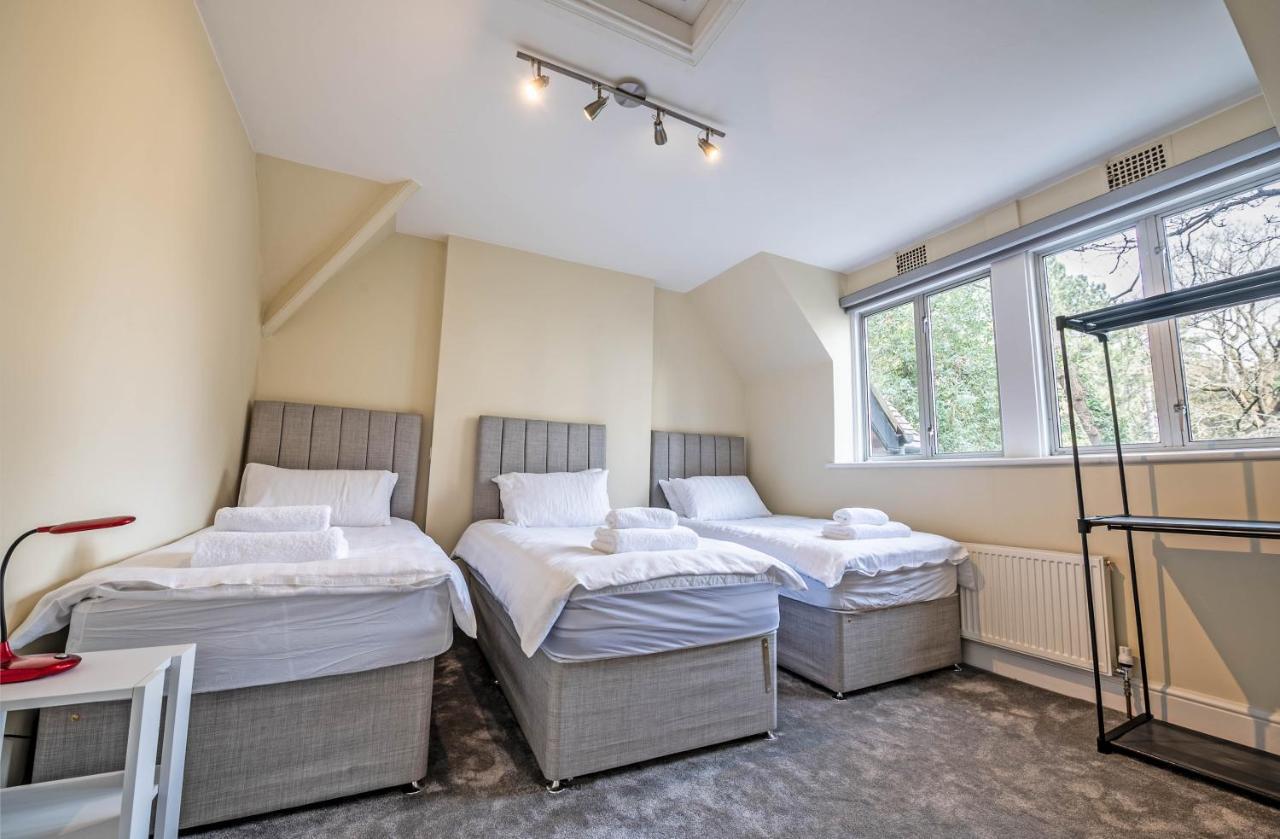 Holiday home The Manor - Large Luxury In - Sleeps 12+