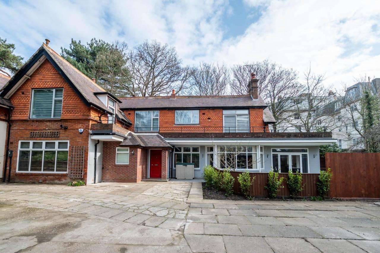 Holiday home The Manor - Large Luxury In - Sleeps 12+