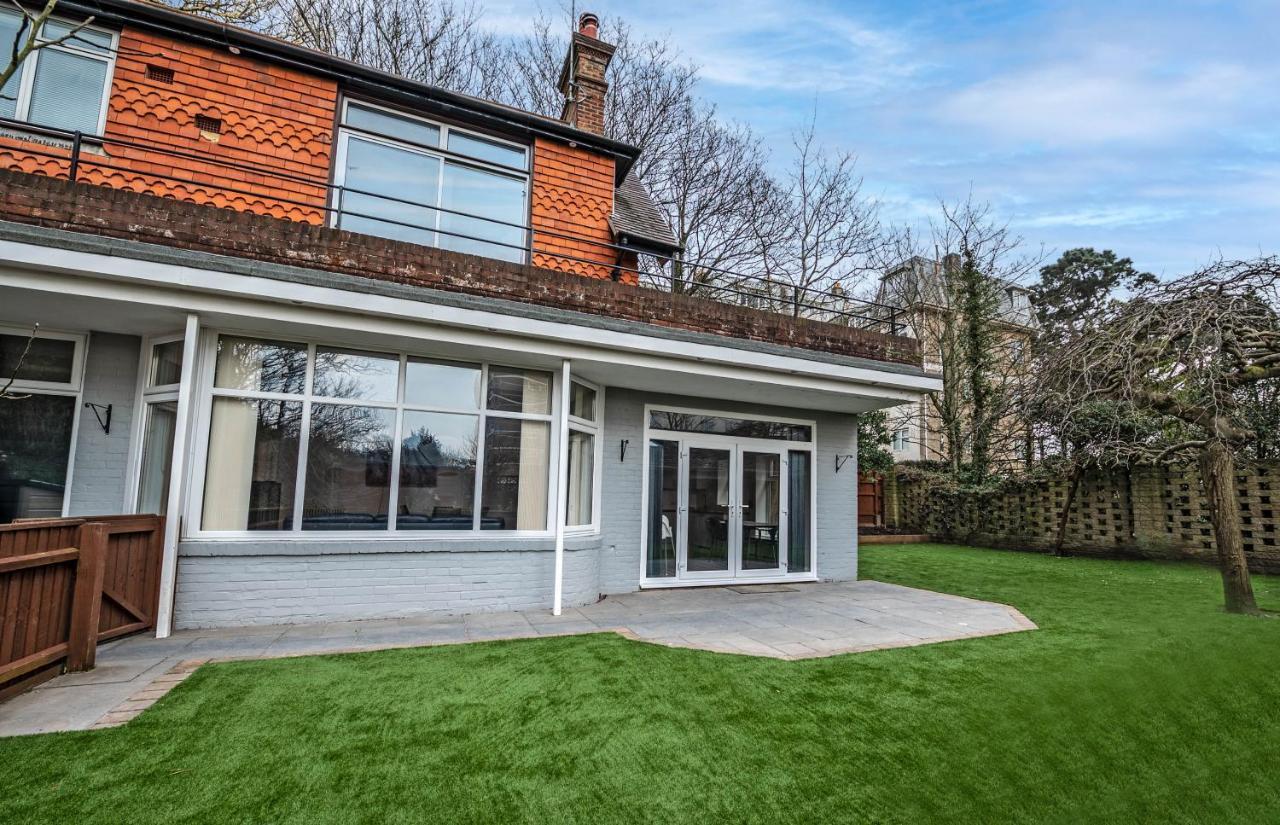 Holiday home The Manor - Large Luxury In - Sleeps 12+ Bournemouth