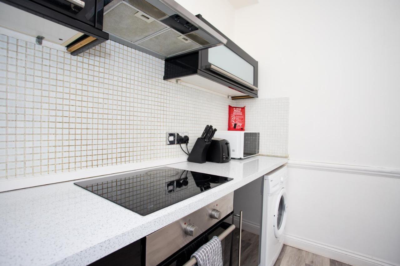 Apartment Digby - Prime Town Centre Location - Close To The Beach!