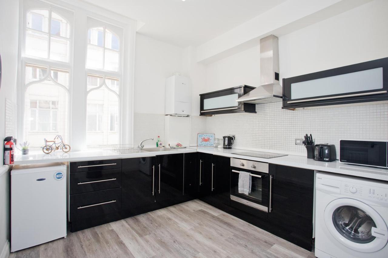 Digby - Prime Town Centre Location - Close To The Beach! *