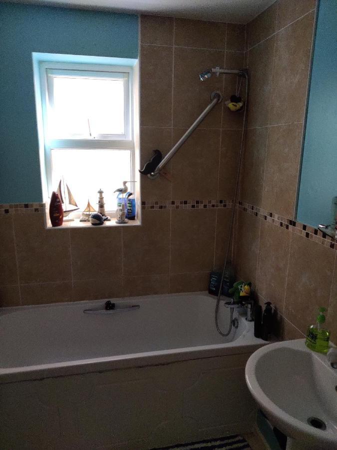Apartment Captivating 1-bed In *