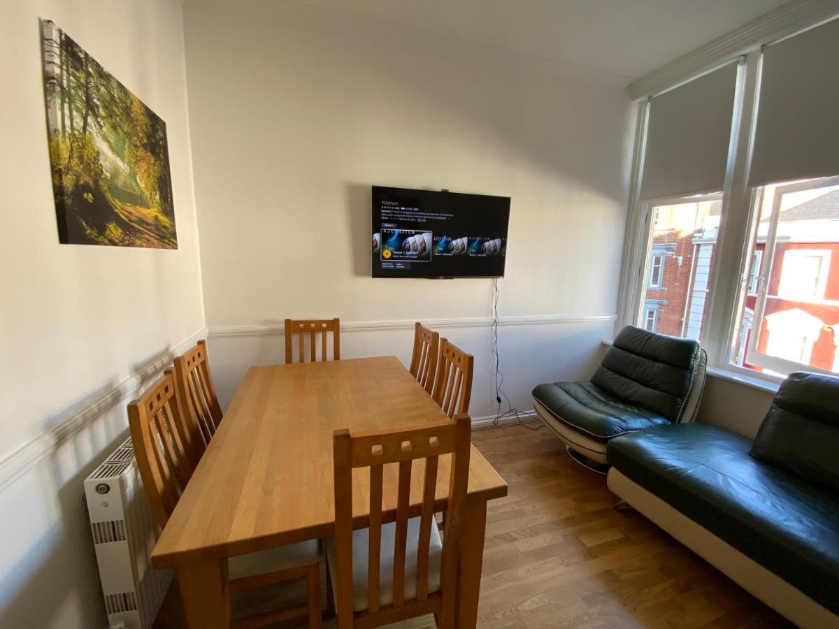 Apartment Seaside Rentals Bournemouth Centre - Large 3Br, Wifi, Beach 8 Min Walk Bournemouth